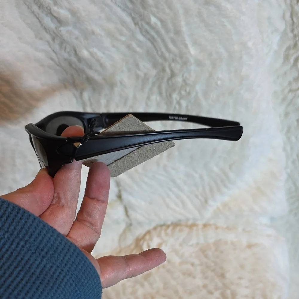 Foster Grant Kids Black Sunglasses